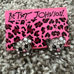 Betsey Johnson Cat Stud Earrings Crystal Rhinestone Kitty with Pink Bow